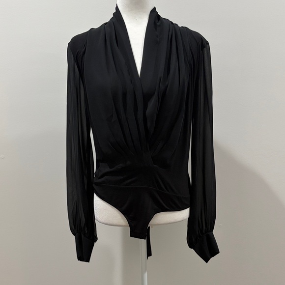 Elegant Black Women's Bodysuit - Picture 1 of 6